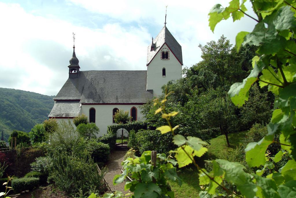 Wein- und Gästehaus St. Aldegundishof Sankt Aldegund Exterior foto
